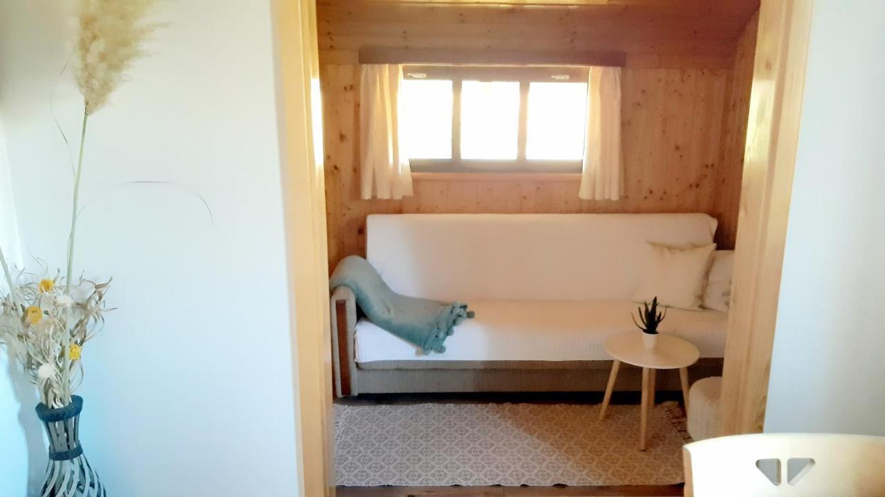 Wooden House Nela Near Plitvice Lakes スモーヤナク エクステリア 写真