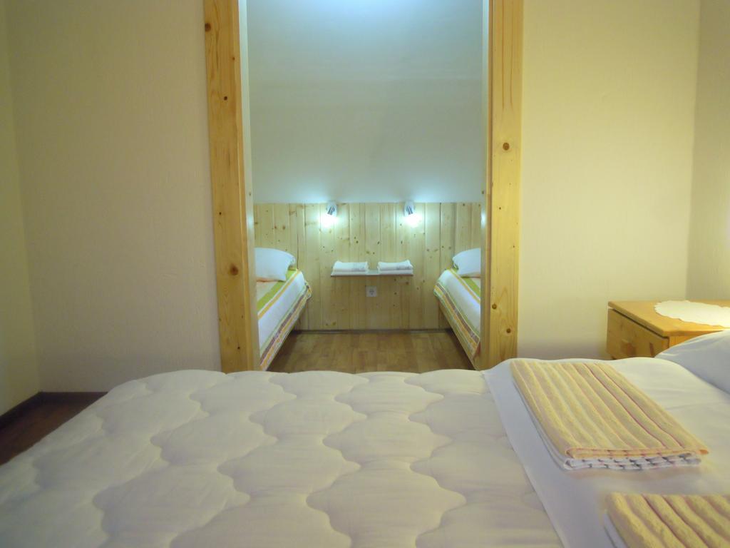 Wooden House Nela Near Plitvice Lakes スモーヤナク 部屋 写真
